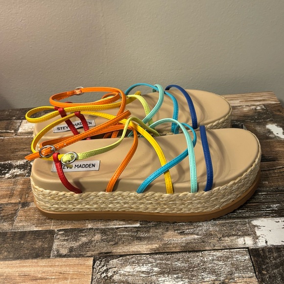 Steve Madden Rainbow Strappy Espadrille Platform Sandals | Size 8.5 - Picture 5 of 7